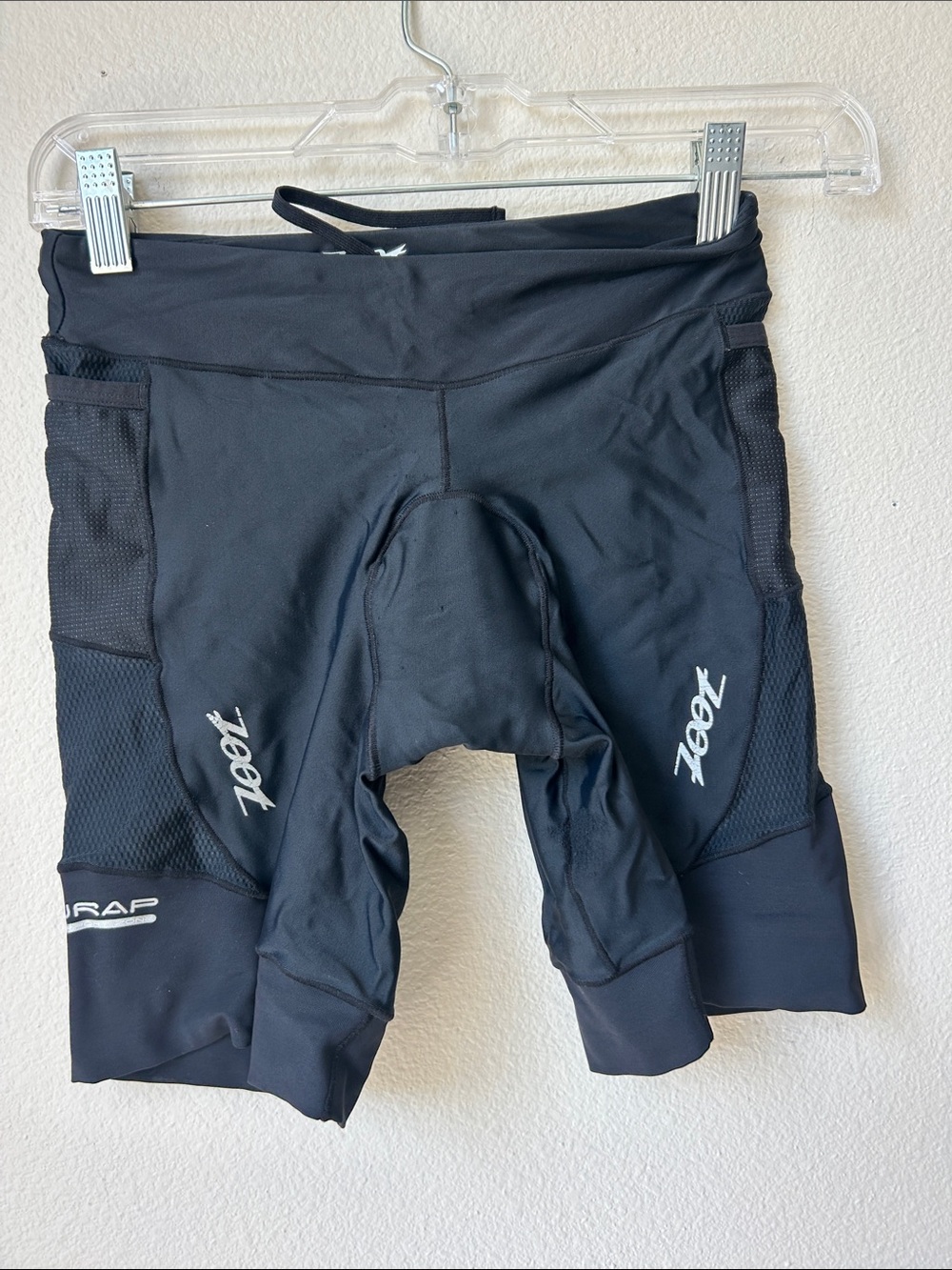 Zoot women’s  Black Athletic Cycling Shorts with Side Mesh Panels